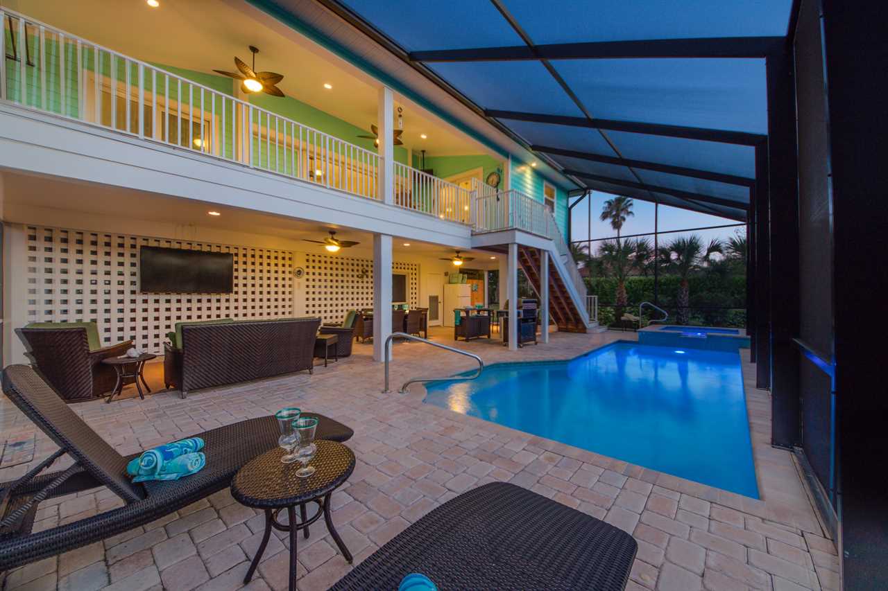 vacation rental condos